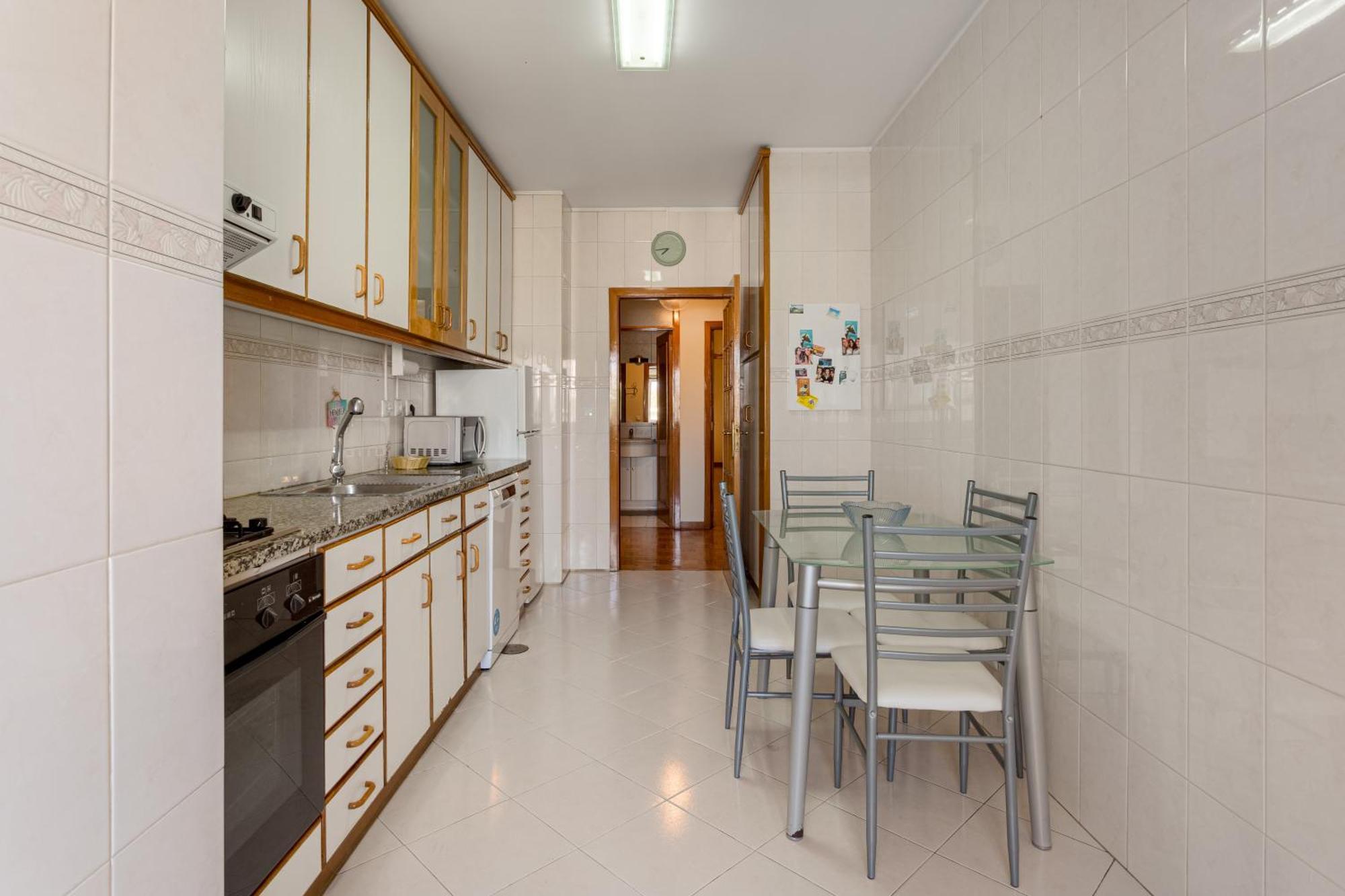 Joivy Stylish City Centre Flat With Parking Maia  Bagian luar foto