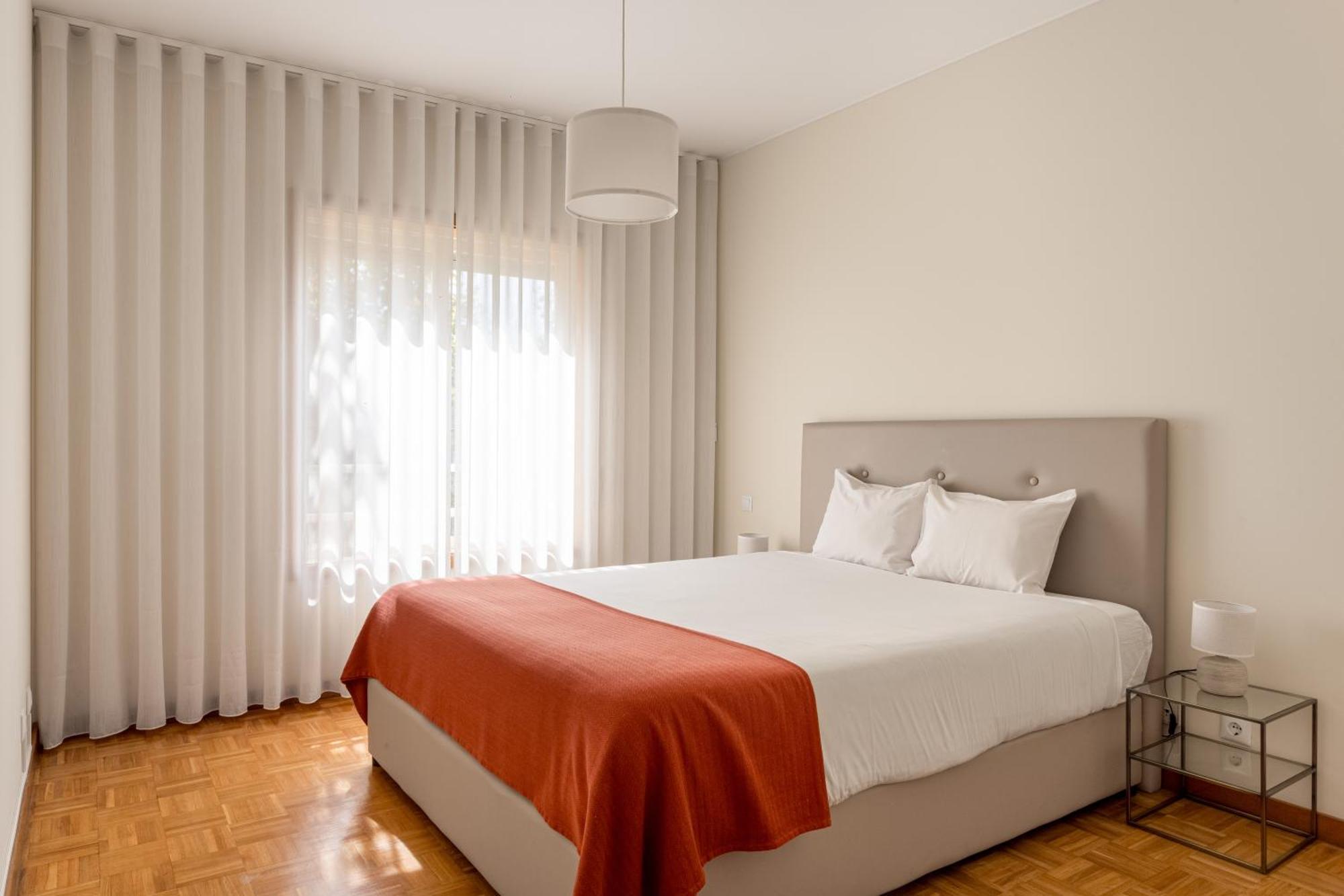 Joivy Stylish City Centre Flat With Parking Maia  Bagian luar foto