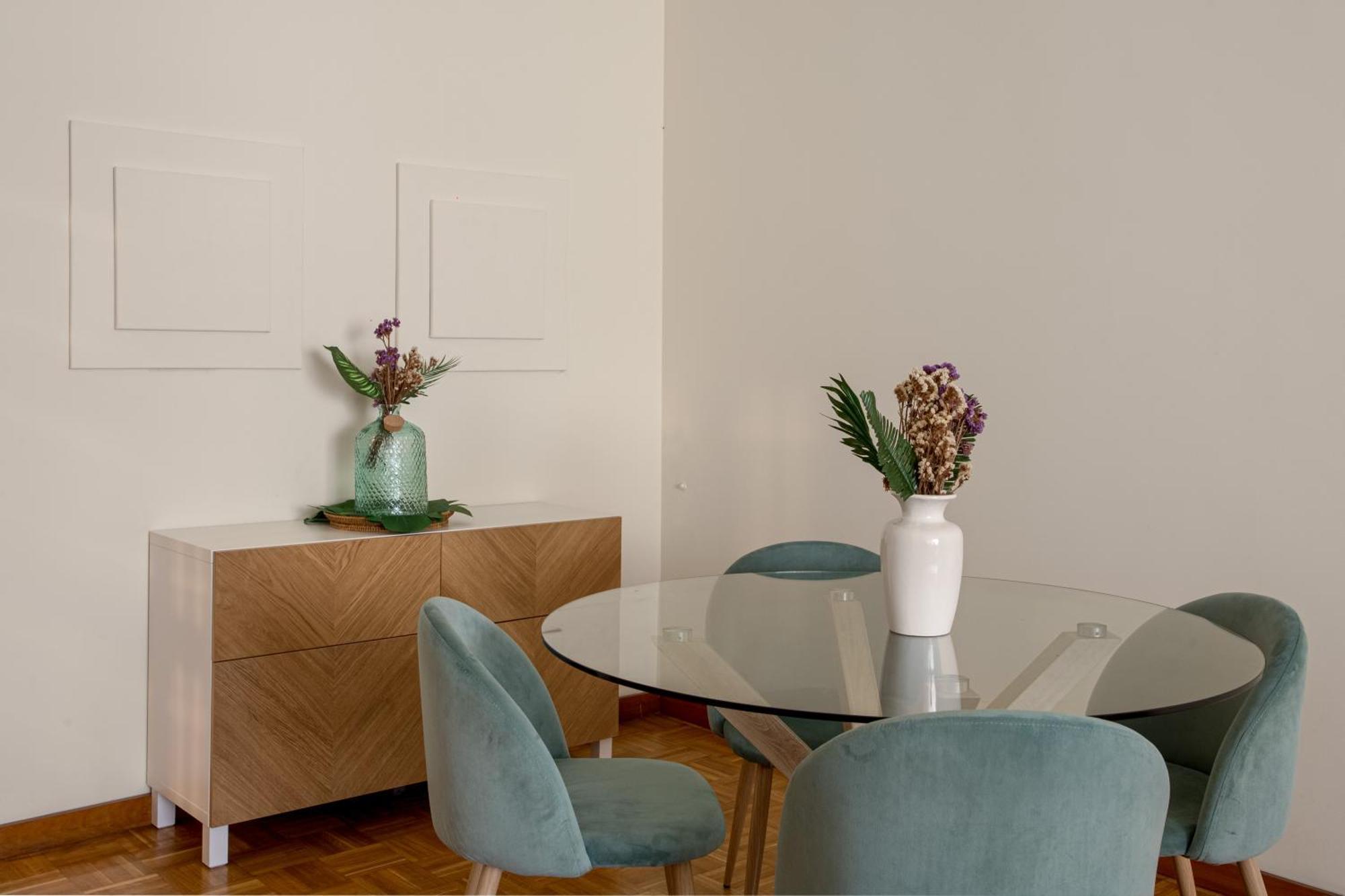 Joivy Stylish City Centre Flat With Parking Maia  Bagian luar foto